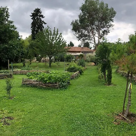 Gasthof Maison D' Ferme Maraichine Bord De Riviere 4*